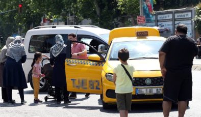 İstanbul’un taksi sorunu hız kesmiyor