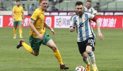 Lionel Messi kariyerinin en hızlı golünü Avustralya’ya attı