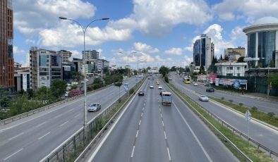 Megakent boş kaldı, İstanbul’da trafik yüzde 2’ye düştü