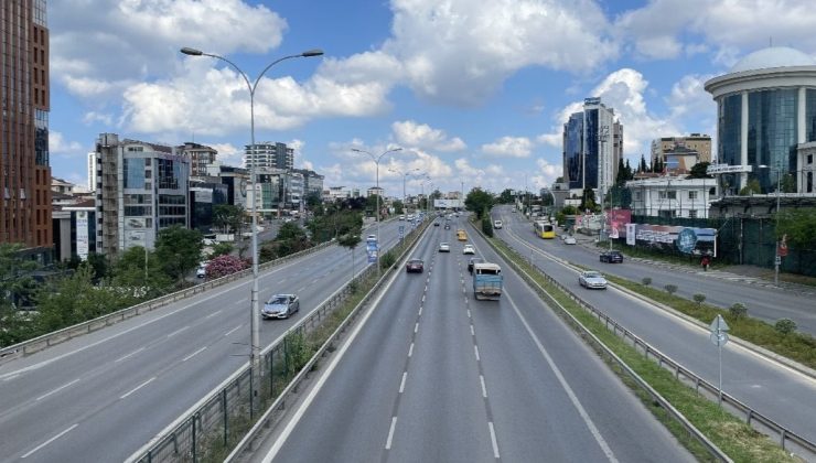 Megakent boş kaldı, İstanbul’da trafik yüzde 2’ye düştü