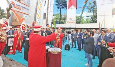 Mehter Marşı’yla açılan konukevi kaçak çıktı