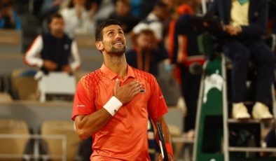 Roland Garros’ta Novak Djokovic 3. tipe çıktı