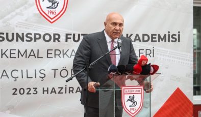 Samsunspor Başkanı Yüksel Yıldırım, Dunkerque’ten yanıt bekliyor