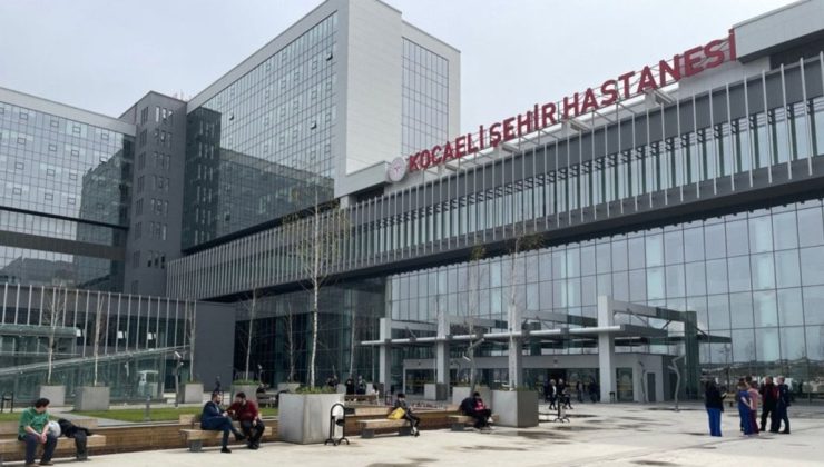 Şehir hastaneleri bütçeyi tüketti