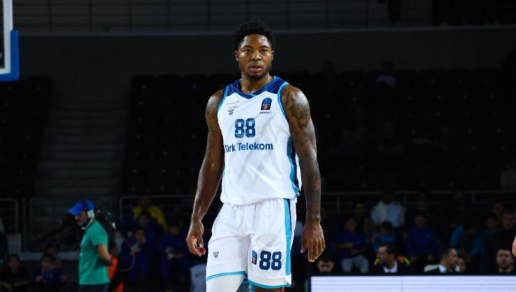 Tyrique Jones Anadolu Efes’te