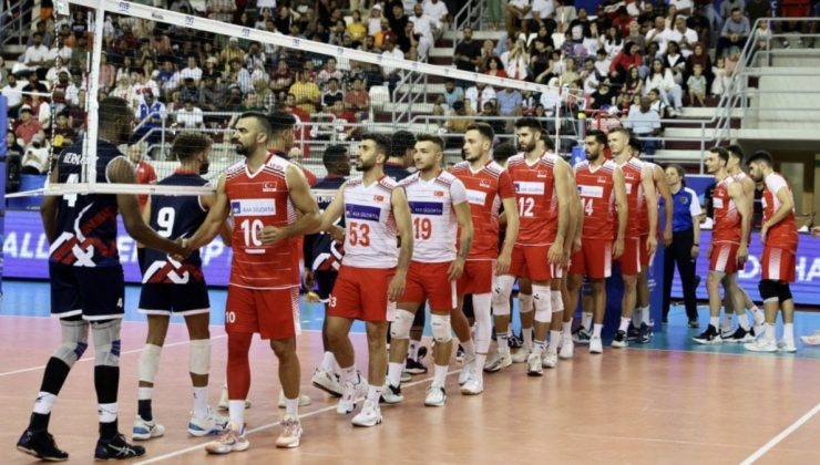 A Milli Erkek Voleybol Takımı finale yükseldi