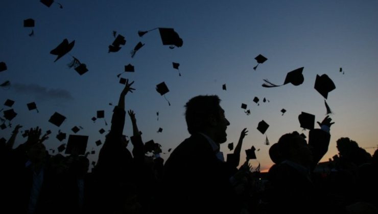 Akademisyenler geçinemiyor, bilimsel çalışma yapamıyor!