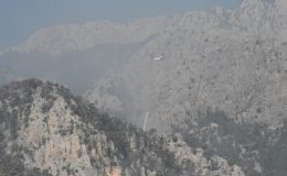 Antalya’da orman yangını: Havadan ve karadan müdahale sürüyor