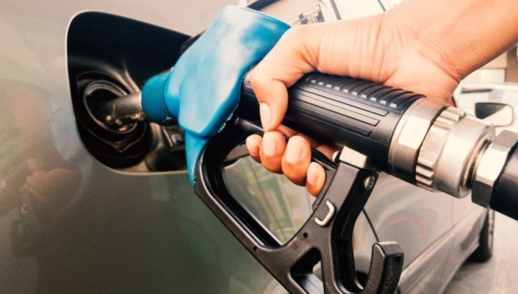 Benzine zam geliyor