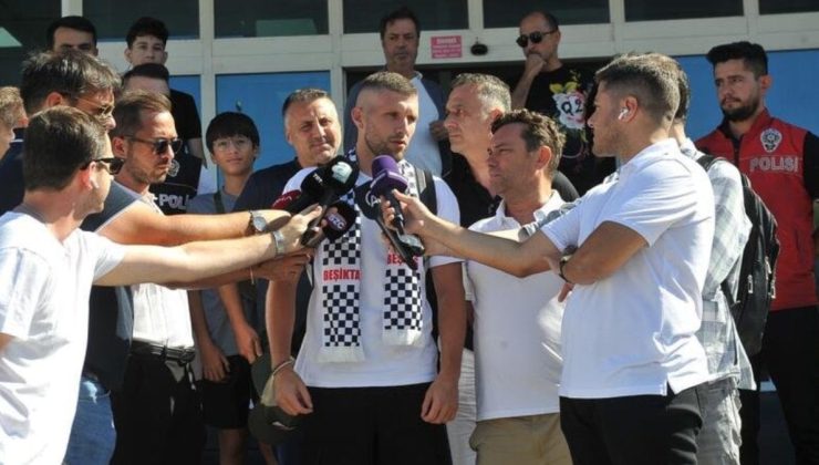 Beşiktaş’ın yeni transferi Rebic, İstanbul’a geldi
