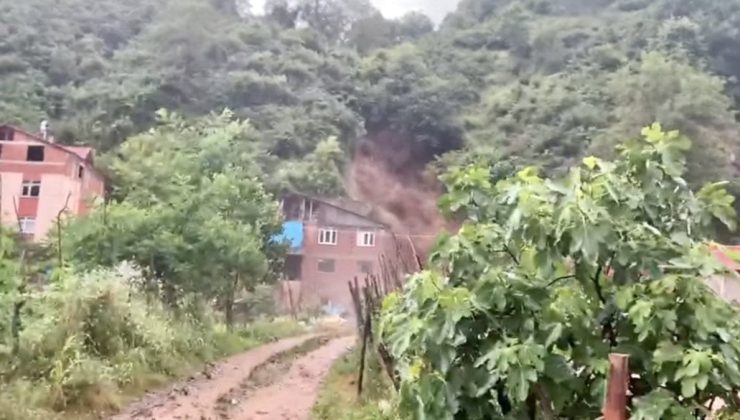 Felaket böyle geldi! Kent sulara teslim oldu, 1 kişi kayıp