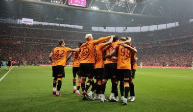 Galatasaray, Şampiyonlar Ligi hedefi ile tarihin en pahalı kadrosunu kurdu