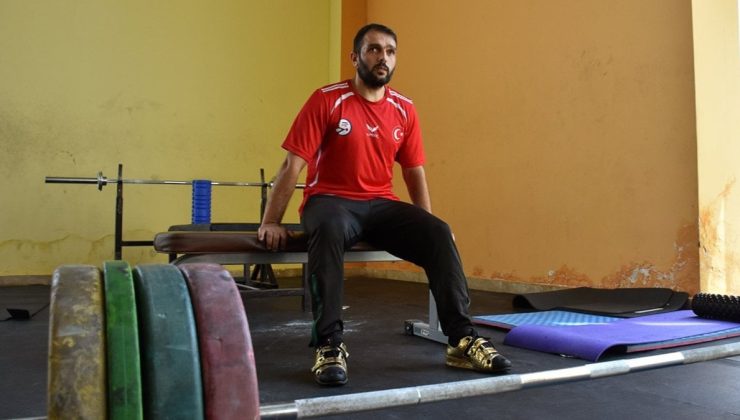 Görme engelli sporcu Murat Bakşi’nin halterdeki başarı öyküsü