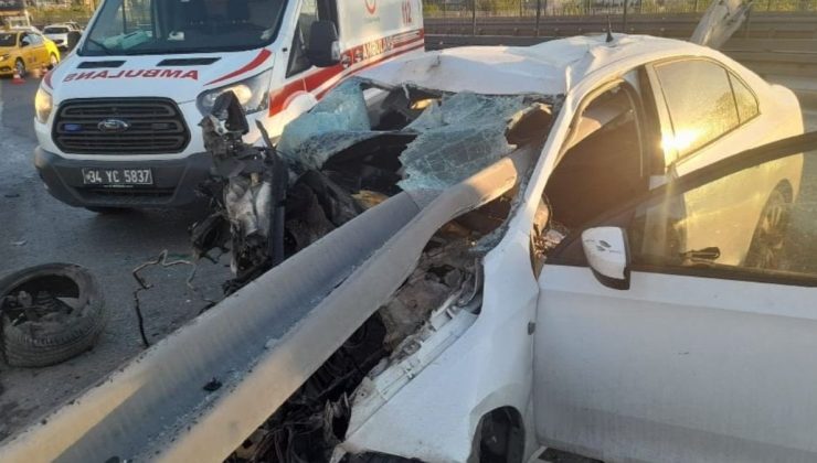Otomobil bariyere saplandı, genç sürücü öldü