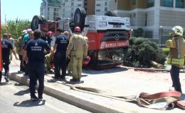 Pendik’te itfaiye aracı kaza yaptı: 5 yaralı 