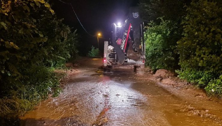 Trabzon’u sağanak vurdu