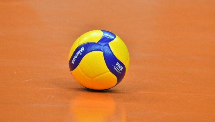 Türkiye Voleybol 17 Yaş Altı Kızlar Avrupa Şampiyonası’nda Fransa’yı mağlup etti