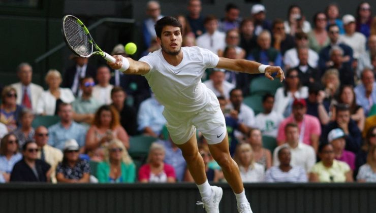 Wimbledon’da favoriler çeyrek finalde