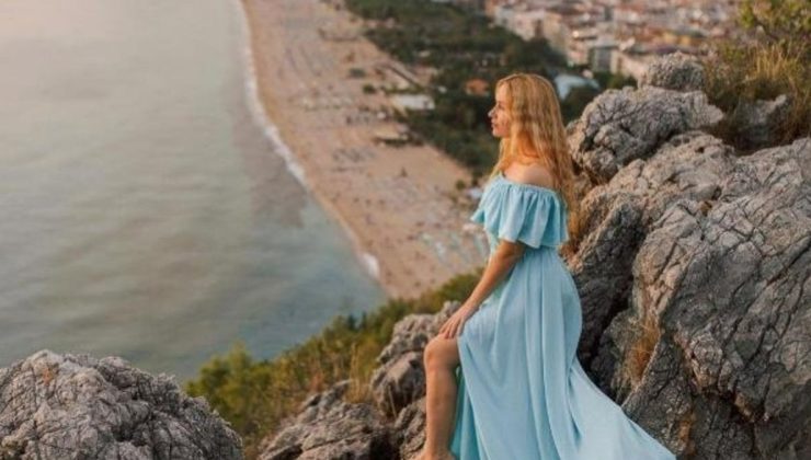 Antalya’da Rus ve Ukraynalılar kaçak fotoğrafçılığa da başladı