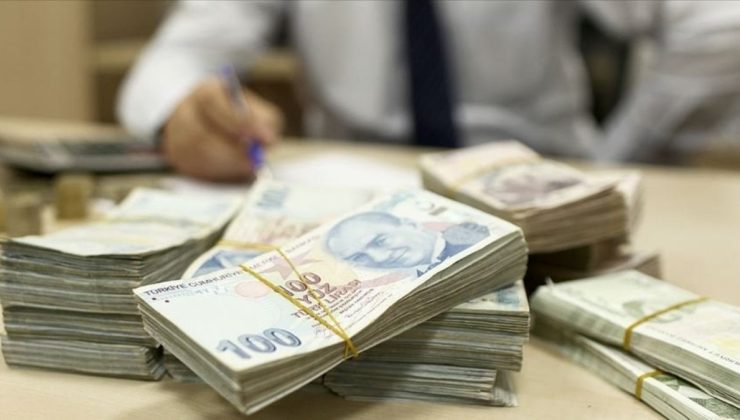 Hazine bugün 61,9 milyar lira borçlandı