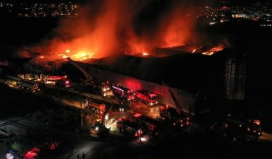 İnegöl’deki yangında hasar gören işletmelere “Acil Destek Paketi” açıklandı