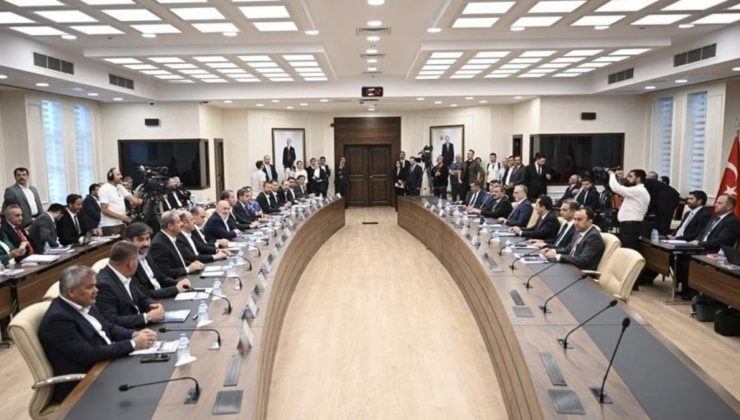 Kamu Toplu Sözleşmesi’nde gözler hükümetin teklifinde