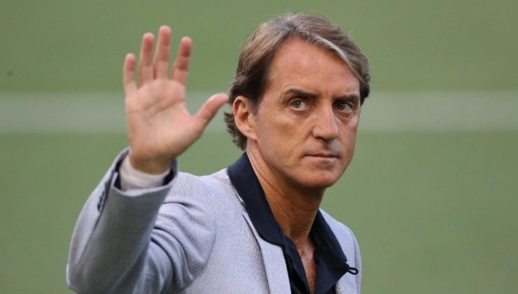 Roberto Mancini istifa etti