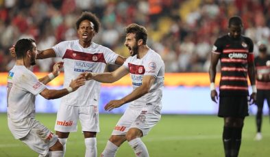 Sivasspor, Gaziantep FK’yı 3-1 yendi