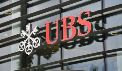 UBS, 3 bin çalışanını işten çıkaracak