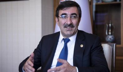 Yeni vergi zamları mı geliyor? Cevdet Yılmaz açıkladı