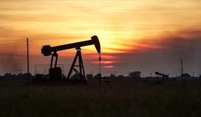 Yüksek faiz endişesi petrol fiyatlarında düşüşe neden oldu