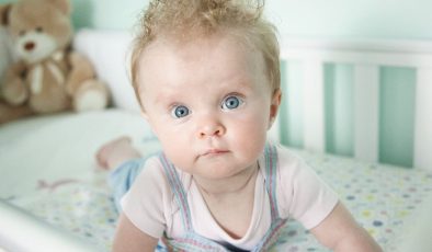 Bebeklerde gece terörü belirtileri, nedenleri ve başa çıkma yolları