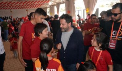 Galatasaray Konteyner Kenti’nde Cumhuriyet’in 100’üncü yılı kutlandı