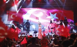 Aydın Büyükşehir Belediyesi bu yıl da 19 Mayıs Atatürk'ü Anma, Gençlik ve Spor Bayramı'nı coşku içerisinde kutladı
