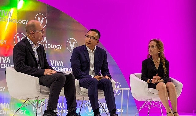 HONOR Dört Katmanlı Yapay Zeka Mimarisini Tanıtıyor! VivaTech 2024'te Daha Fazla Yapay Zeka Deneyimi için Google Cloud ile İş Birliği Yaptı