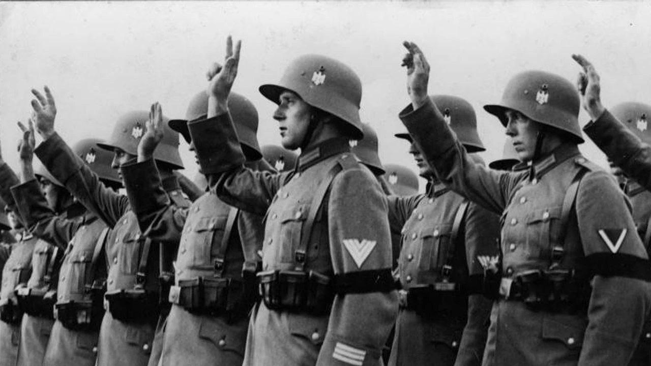 56234 2. Dünya Savaşı’nda Stratejik Hatalar